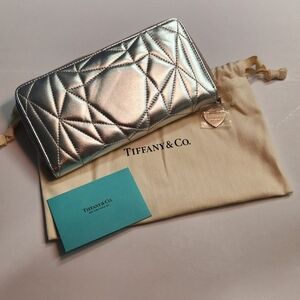 Tiffany & Co. Metallic Silver Quilted Wallet
